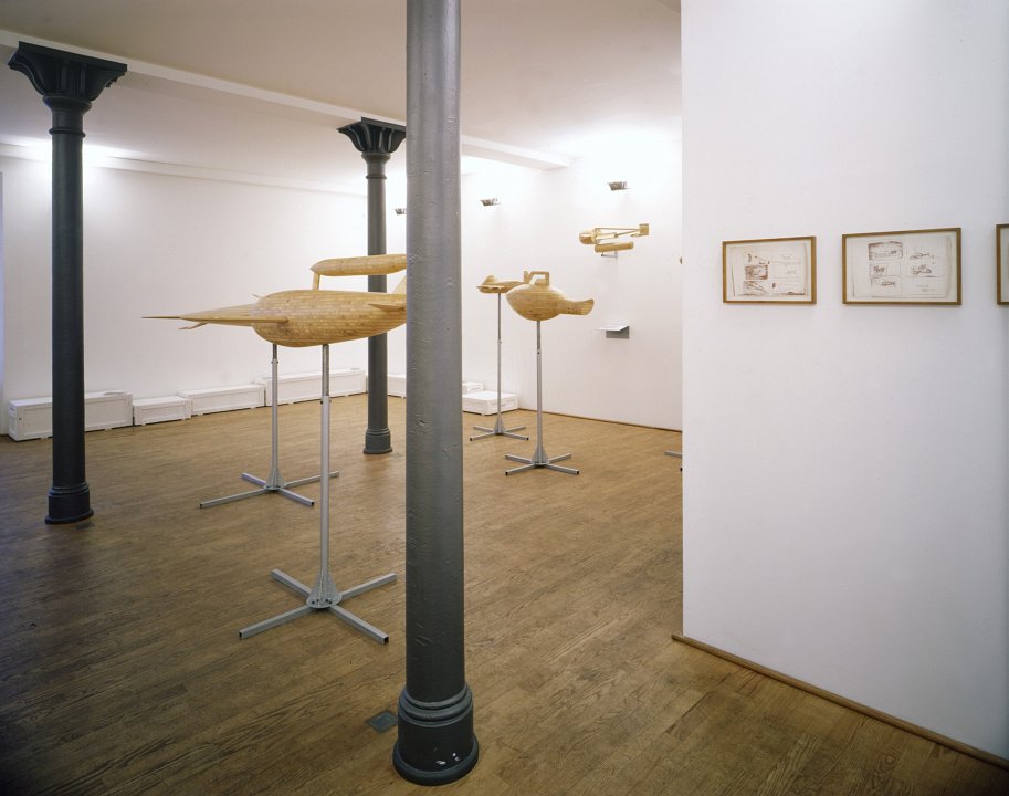 <p><em>Vn</em>, installation view, Kuckei + Kuckei, 1999</p>