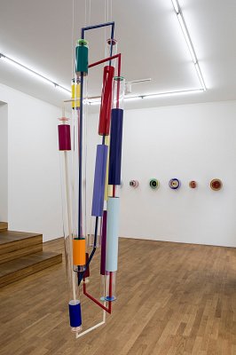 Even/Bent, installation view, Kuckei + Kuckei, 2016